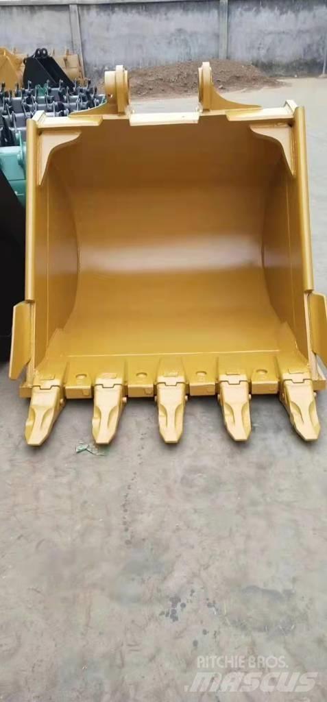 Komatsu PC210 Skopor