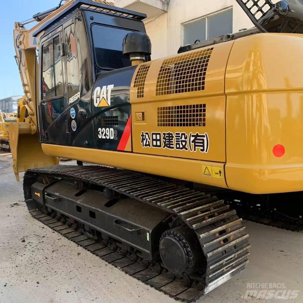 CAT 329 E LR Bandgrävare