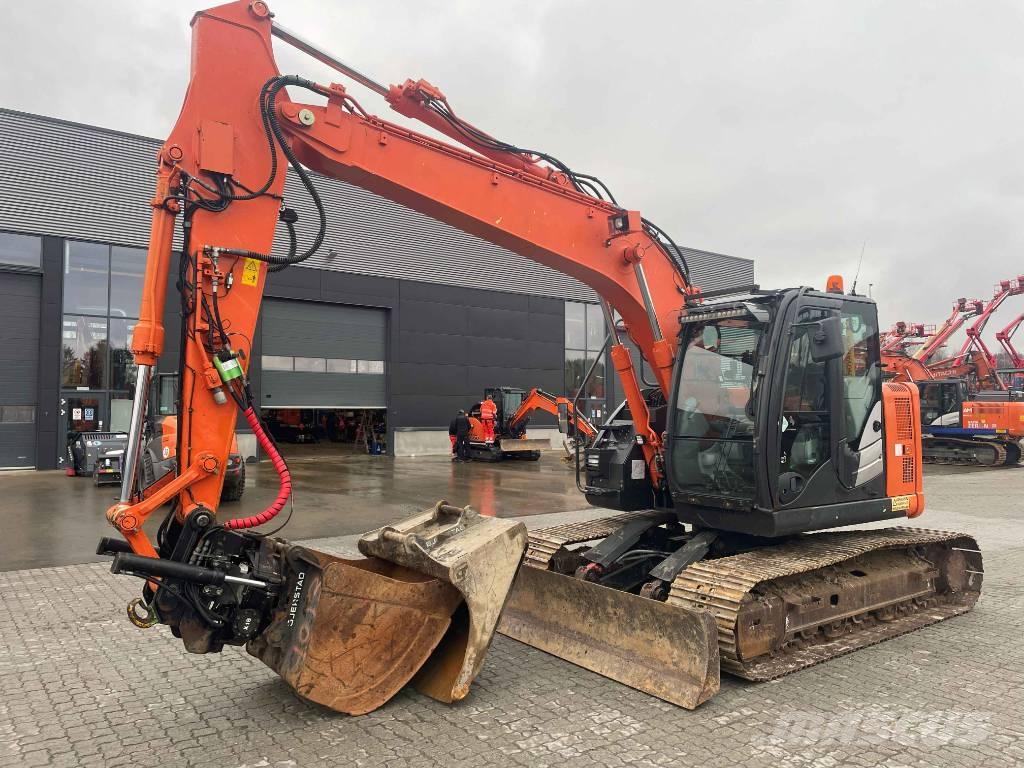 Hitachi ZX 135 US-5B Bandgrävare