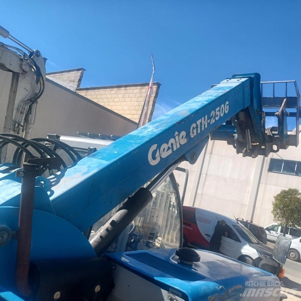 Genie GTH 2506 Teleskoplastare