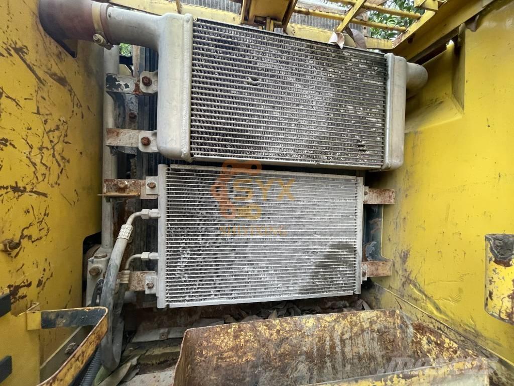 Komatsu PC 220-7 Bandgrävare