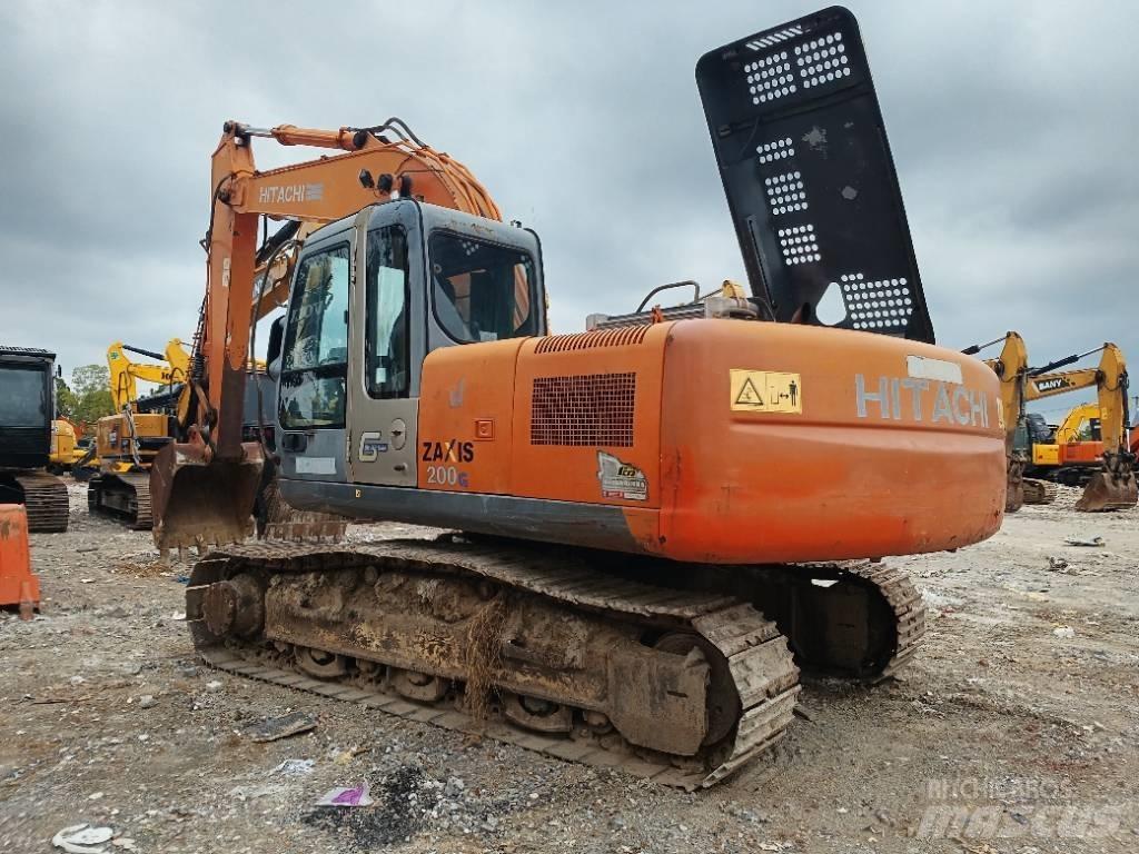 Hitachi ZX 200 Bandgrävare