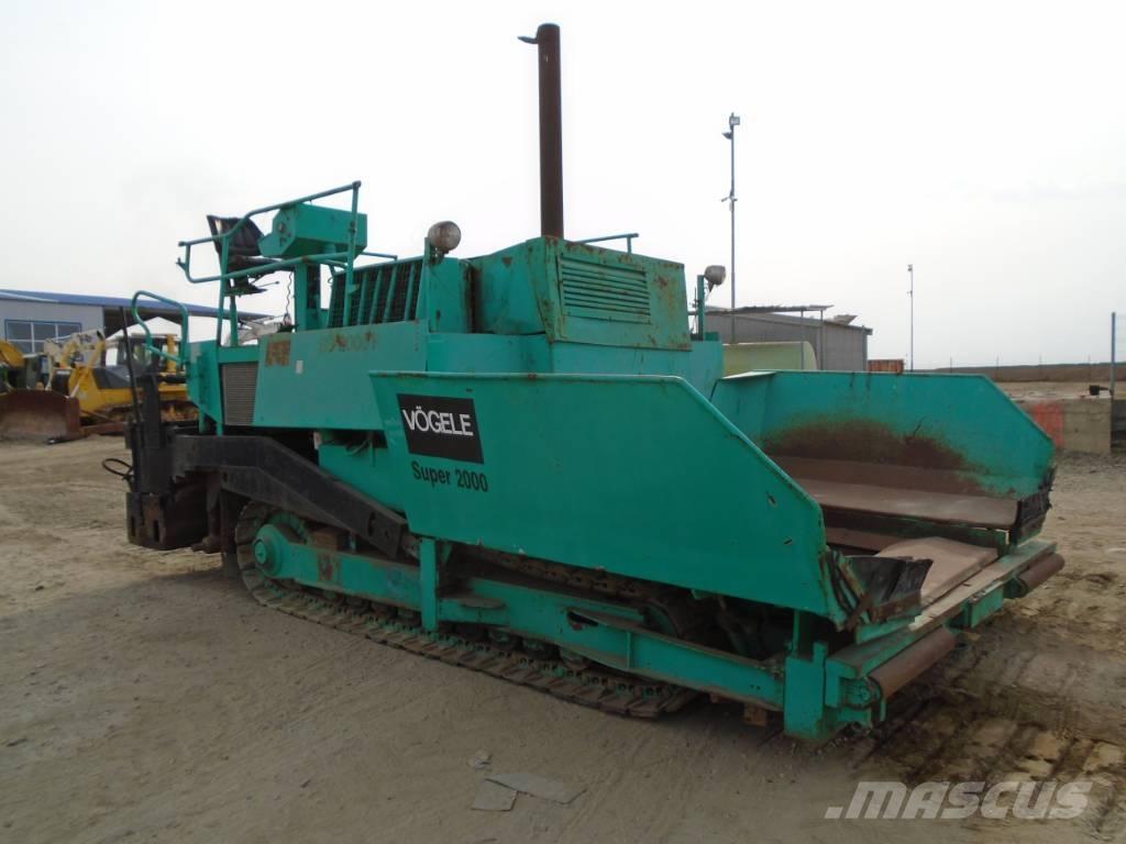 Vögele Super 2000 Asfaltsläggningsmaskiner