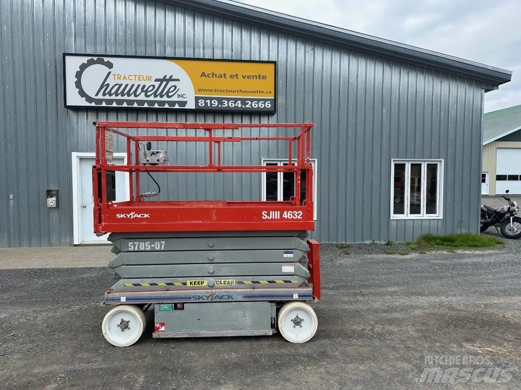 SkyJack SJ 4632 Saxliftar