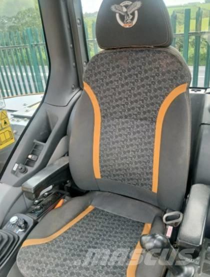 CASE CX 85 D Midigrävmaskiner 7t - 12t