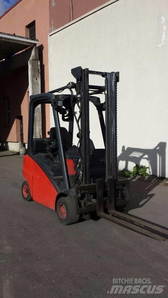 Linde H20T Gasolmotviktstruckar