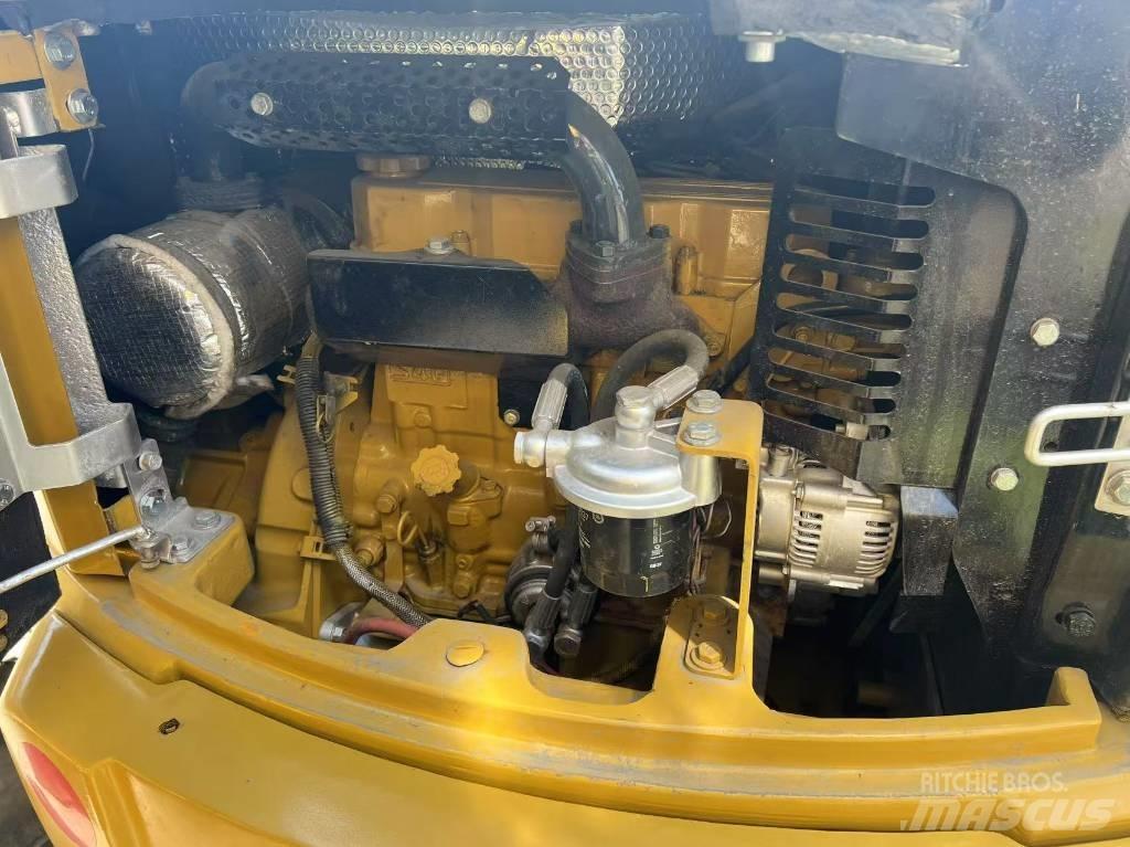 CAT 304 C CR Minigrävare < 7t