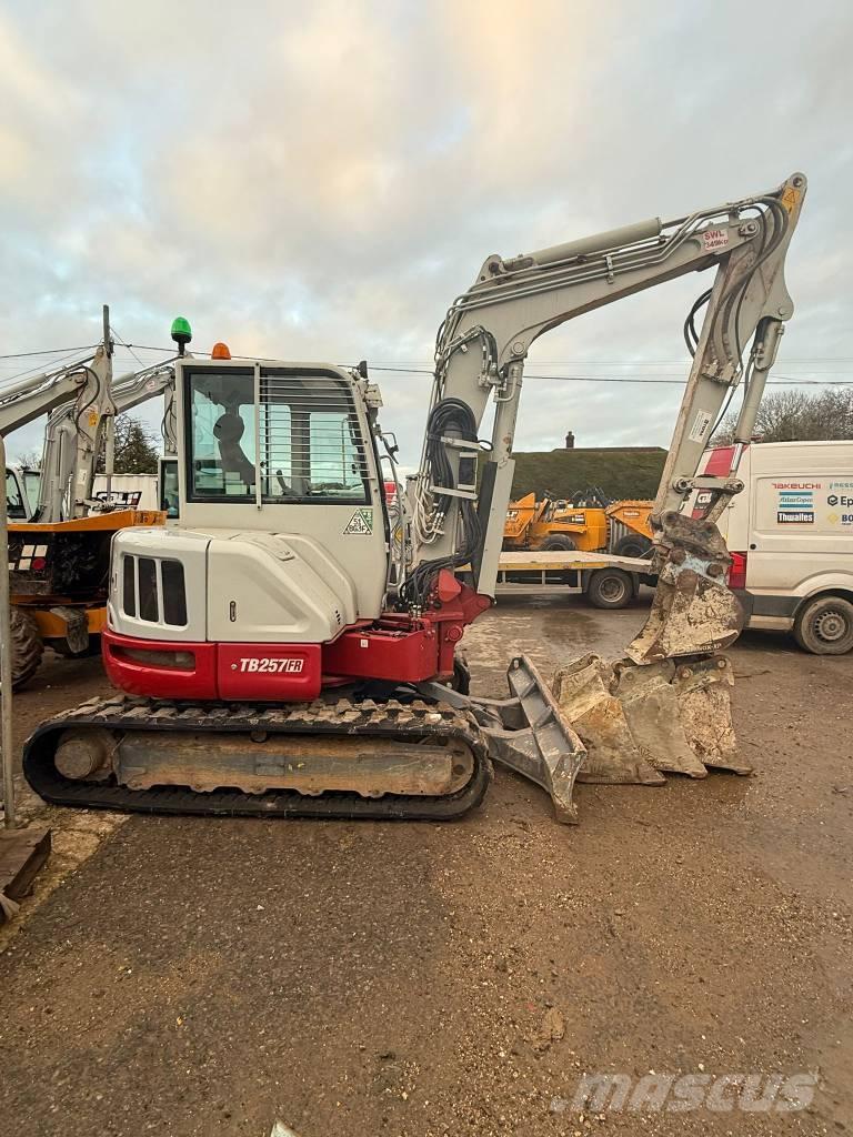 Takeuchi TB 257 FR Minigrävare < 7t