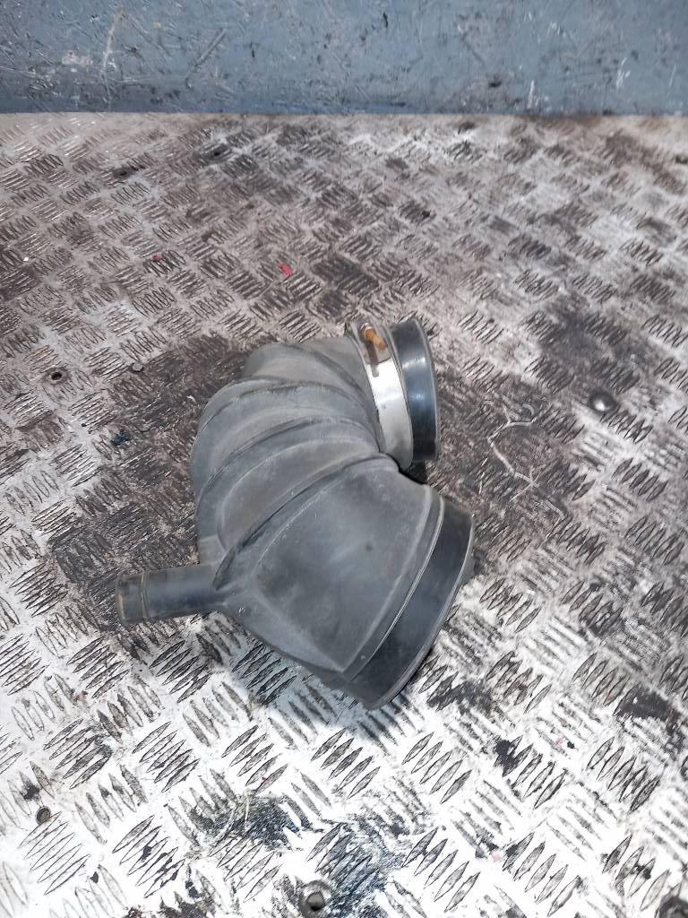 Volvo FH 12    21288834 Hytter och interiör