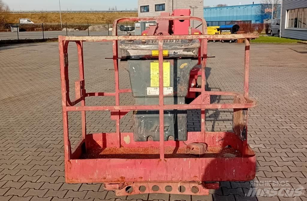 JLG E 400 AJPN Bomliftar
