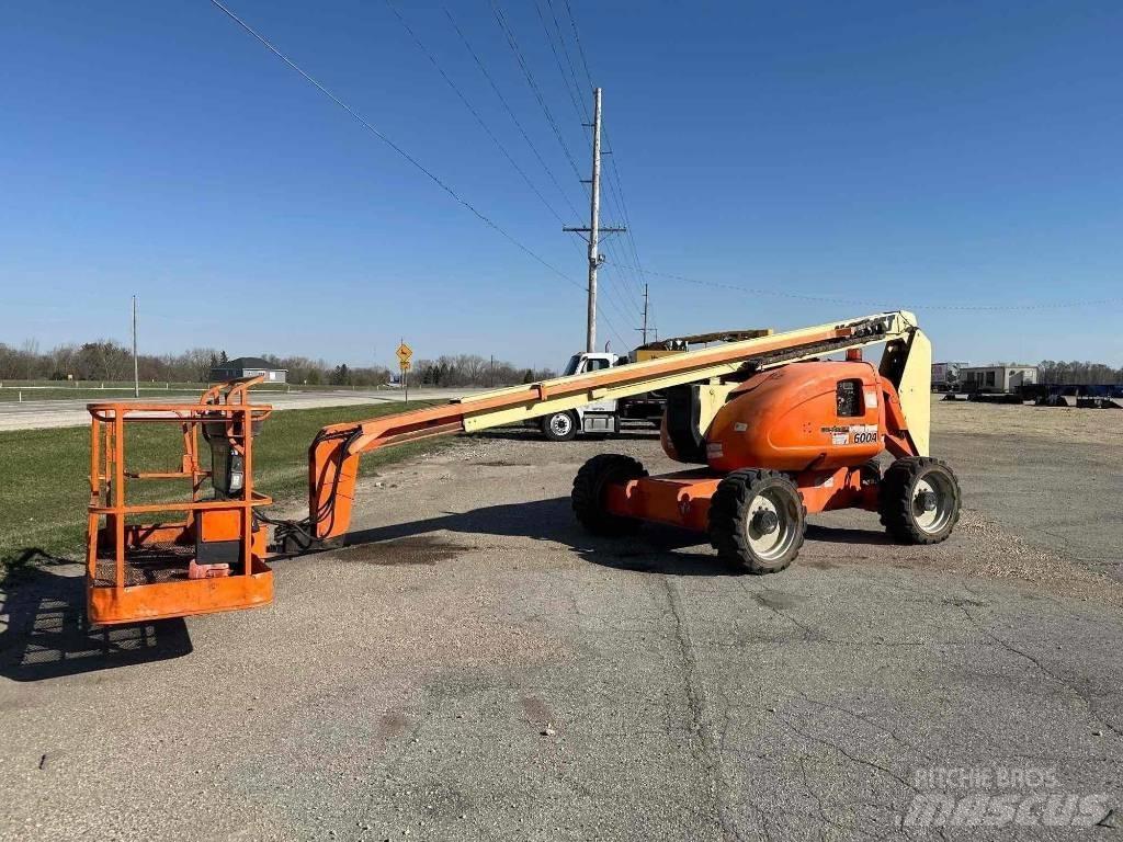 JLG 600A Bomliftar