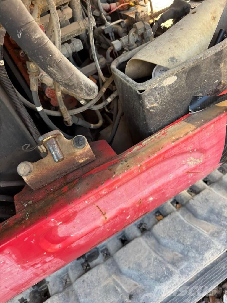 Takeuchi TB260 Minigrävare < 7t