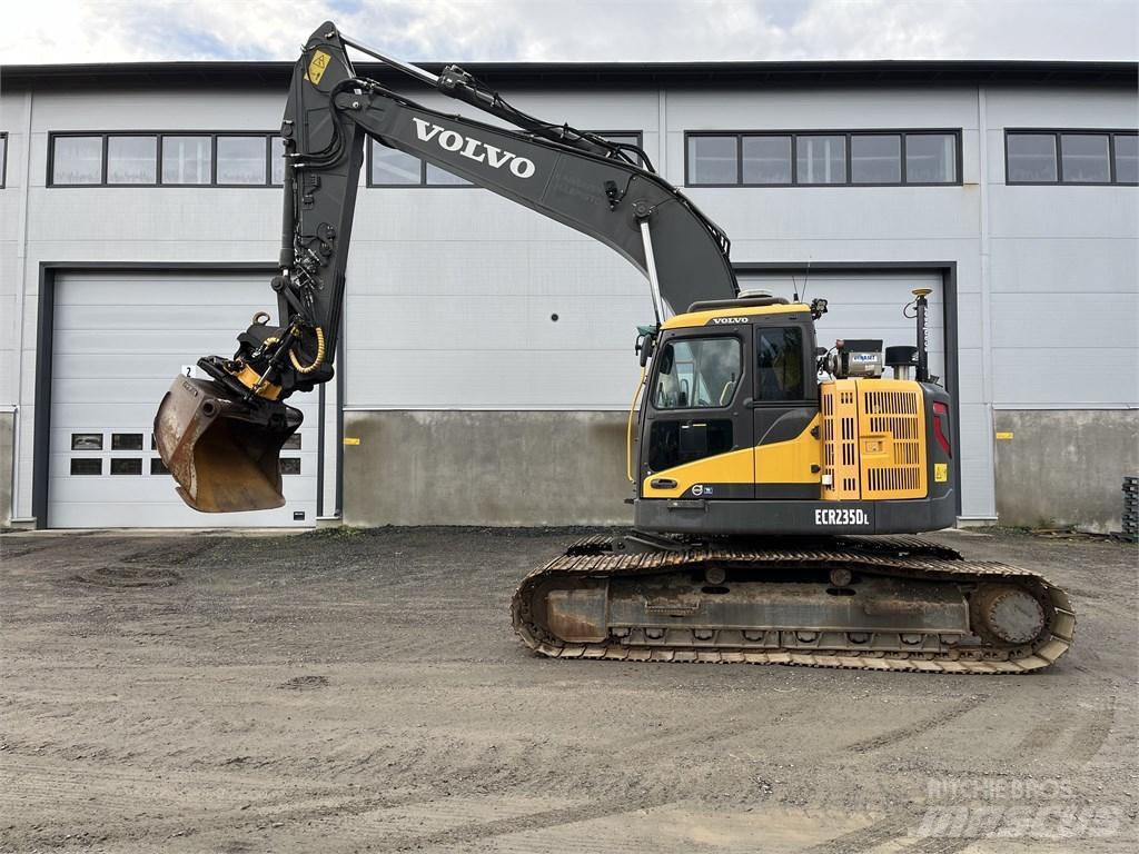 Volvo ECR 235 DL Bandgrävare