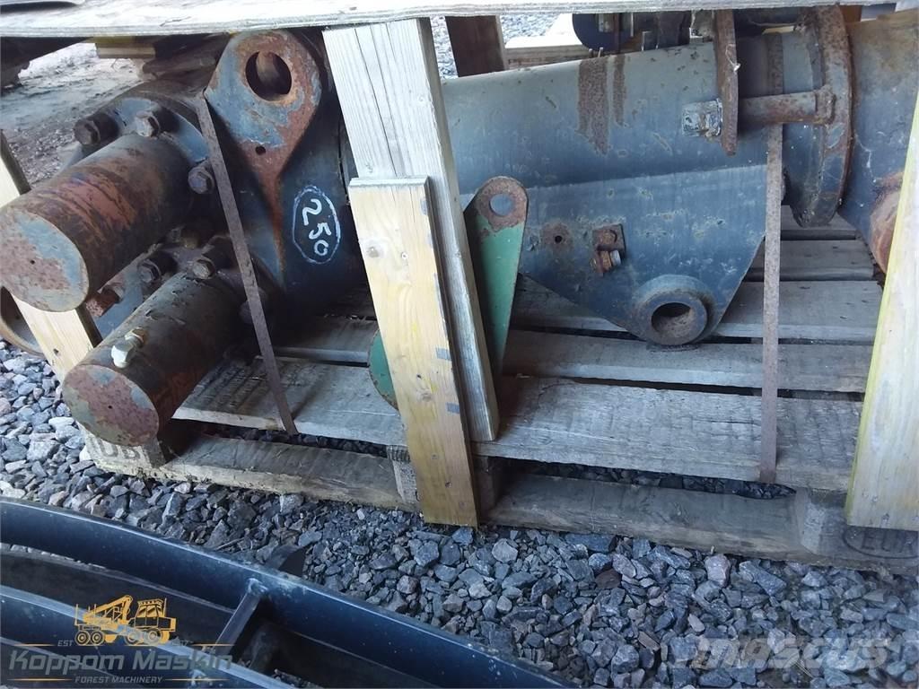 FMG ÖSA 184 (170) Skördarkranar