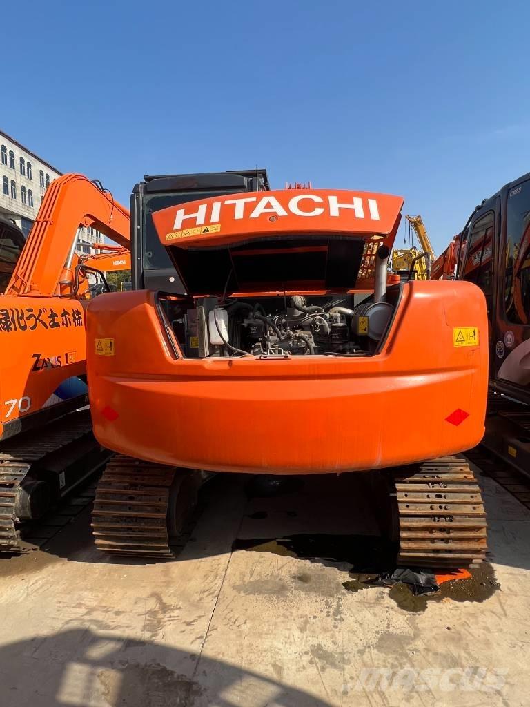 Hitachi ZX70 Midigrävmaskiner 7t - 12t