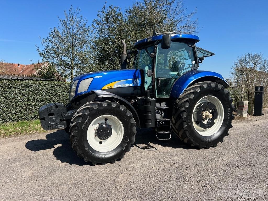 New Holland T 7070 Traktorer
