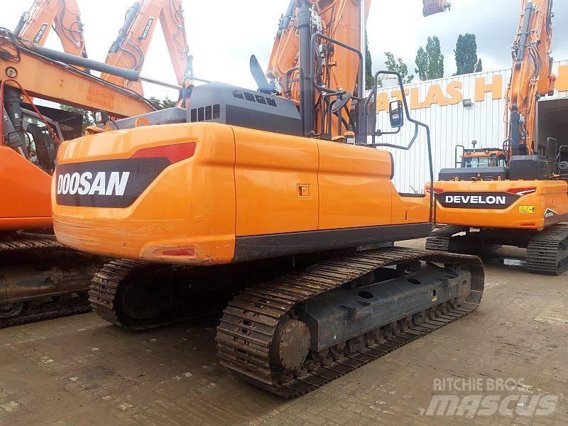 Doosan DX 255 LC-5 Bandgrävare