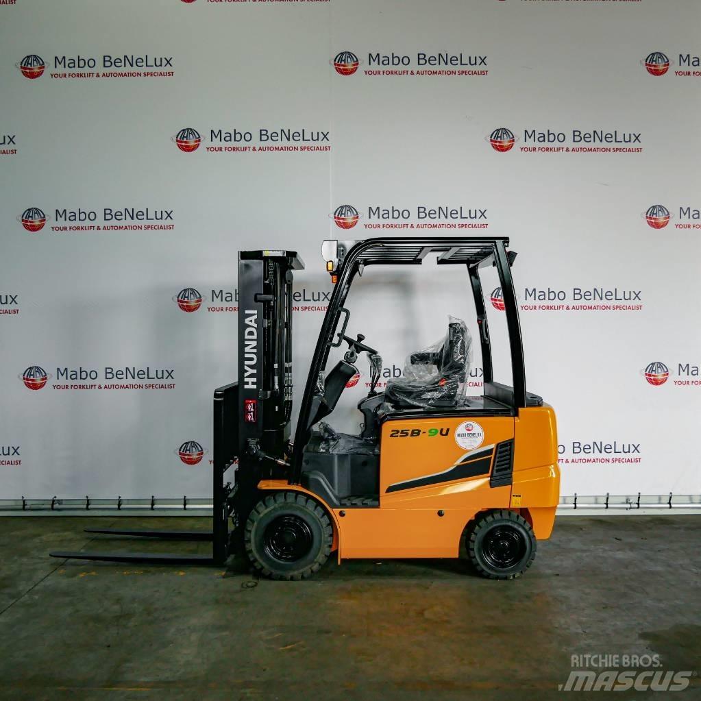 Hyundai 25B-9U Dieselmotviktstruckar