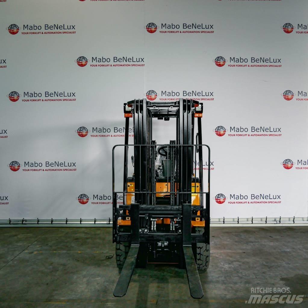 Hyundai 25B-9U Dieselmotviktstruckar