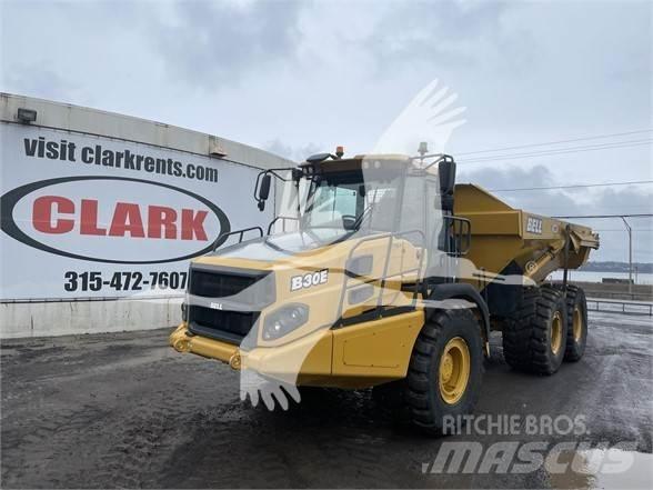 Bell B30E Midjestyrd dumper
