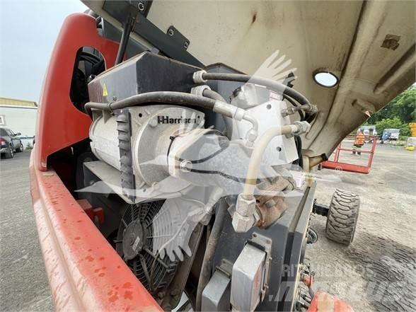 SkyJack SJ40T Teleskop bomliftar