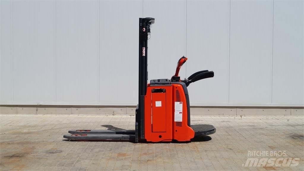 Linde D12AP Staplare-led