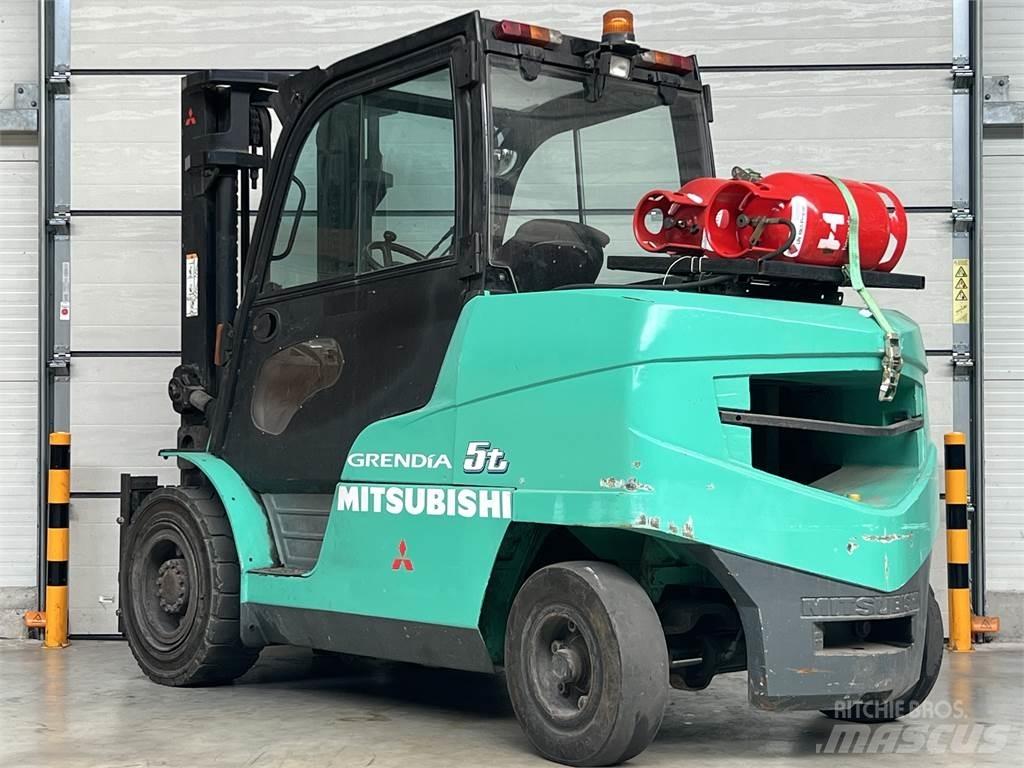 Mitsubishi FG 55 N Gasolmotviktstruckar