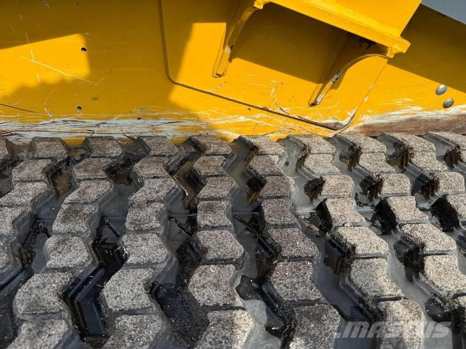 John Deere 317G Kompaktlastare
