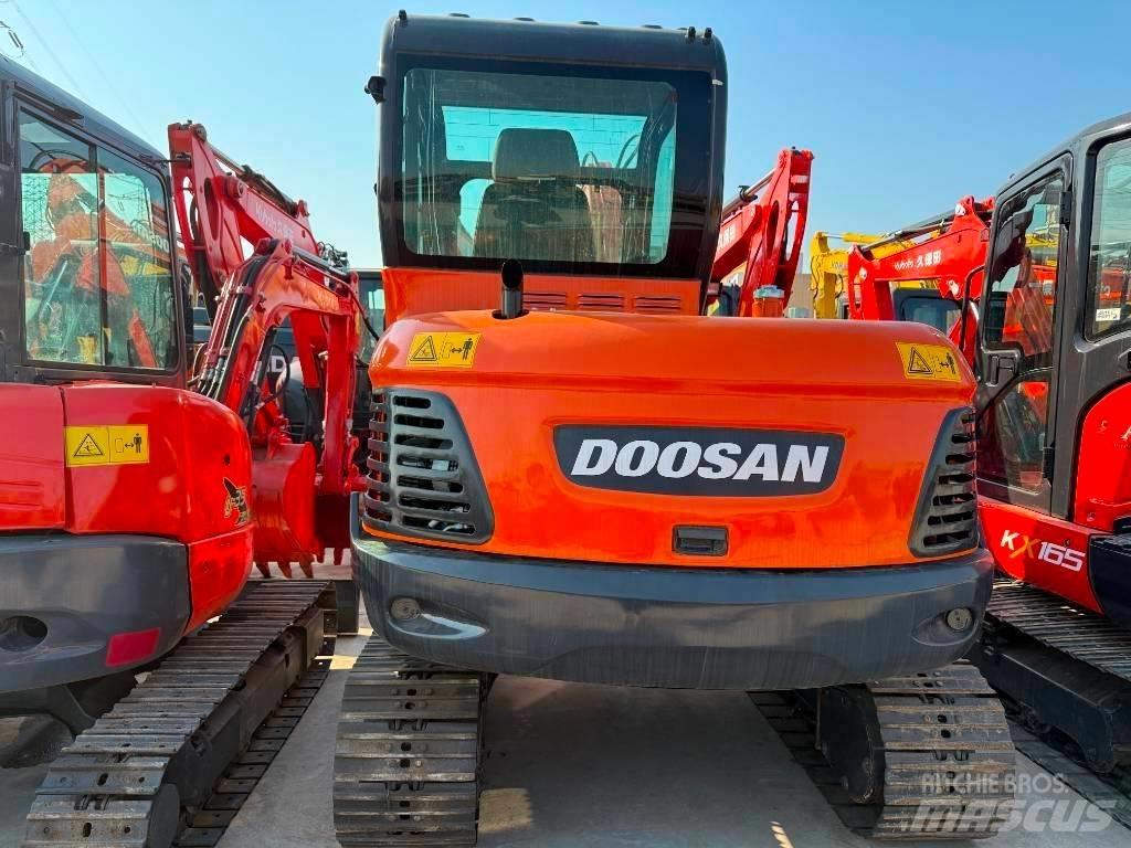 Doosan DX 60 Minigrävare < 7t