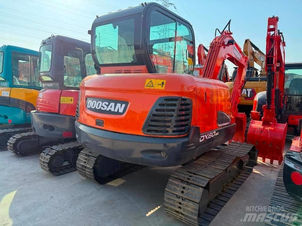 Doosan DX 60 Minigrävare < 7t