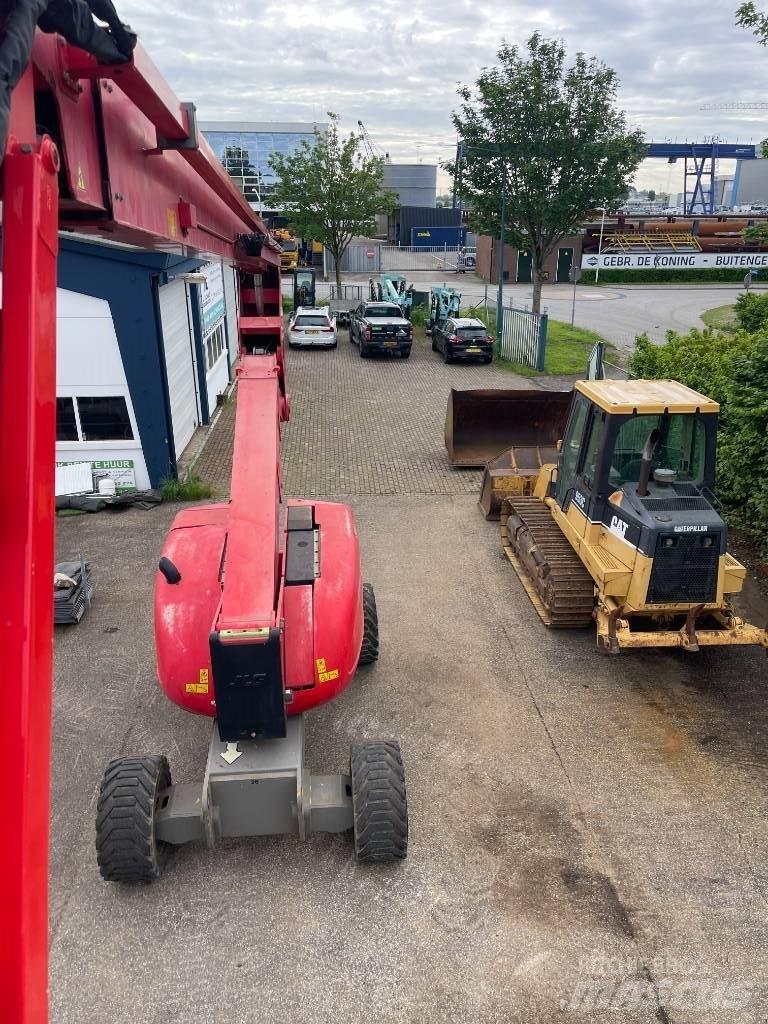 JLG 800 AJ Bomliftar