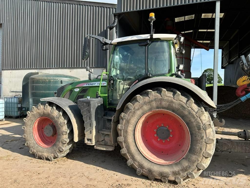 Fendt 724 Profi Plus Traktorer