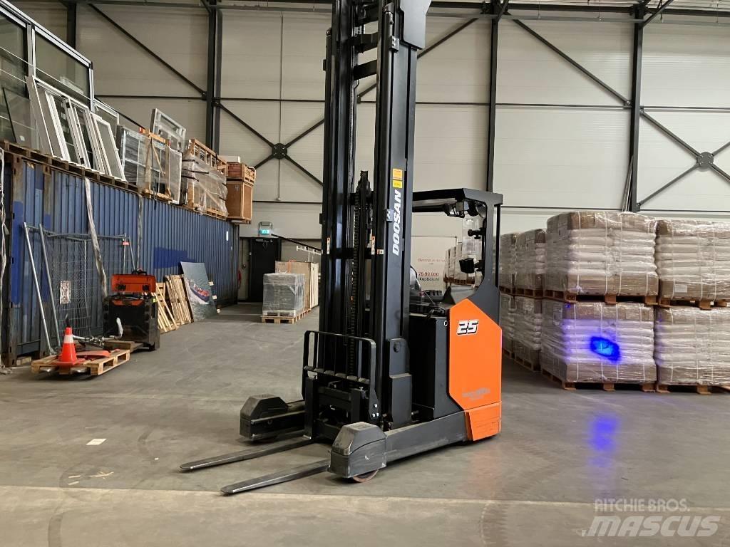Doosan BR25JW-9 Skjutstativtruck
