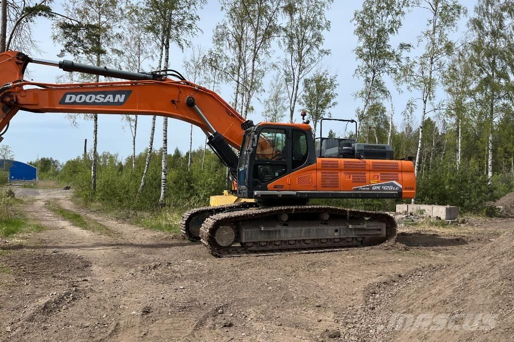 Doosan DX 420 LC Bandgrävare