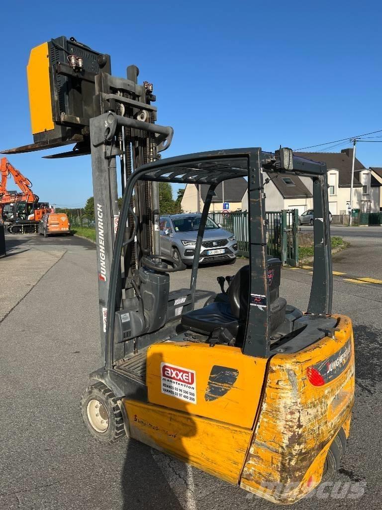 Jungheinrich EFG218 Elmotviktstruckar