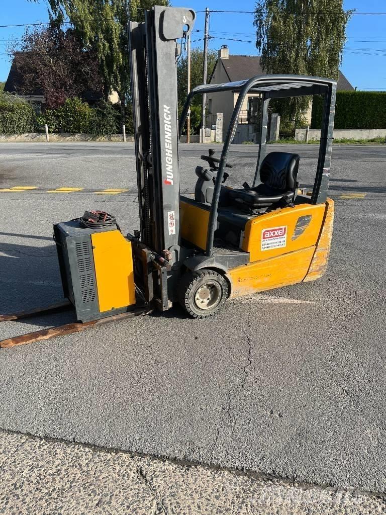 Jungheinrich EFG218 Elmotviktstruckar