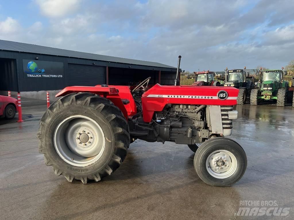 Massey Ferguson 165 Traktorer