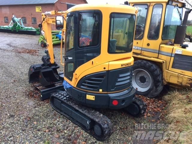 Hyundai R25 AK Minigrävare < 7t