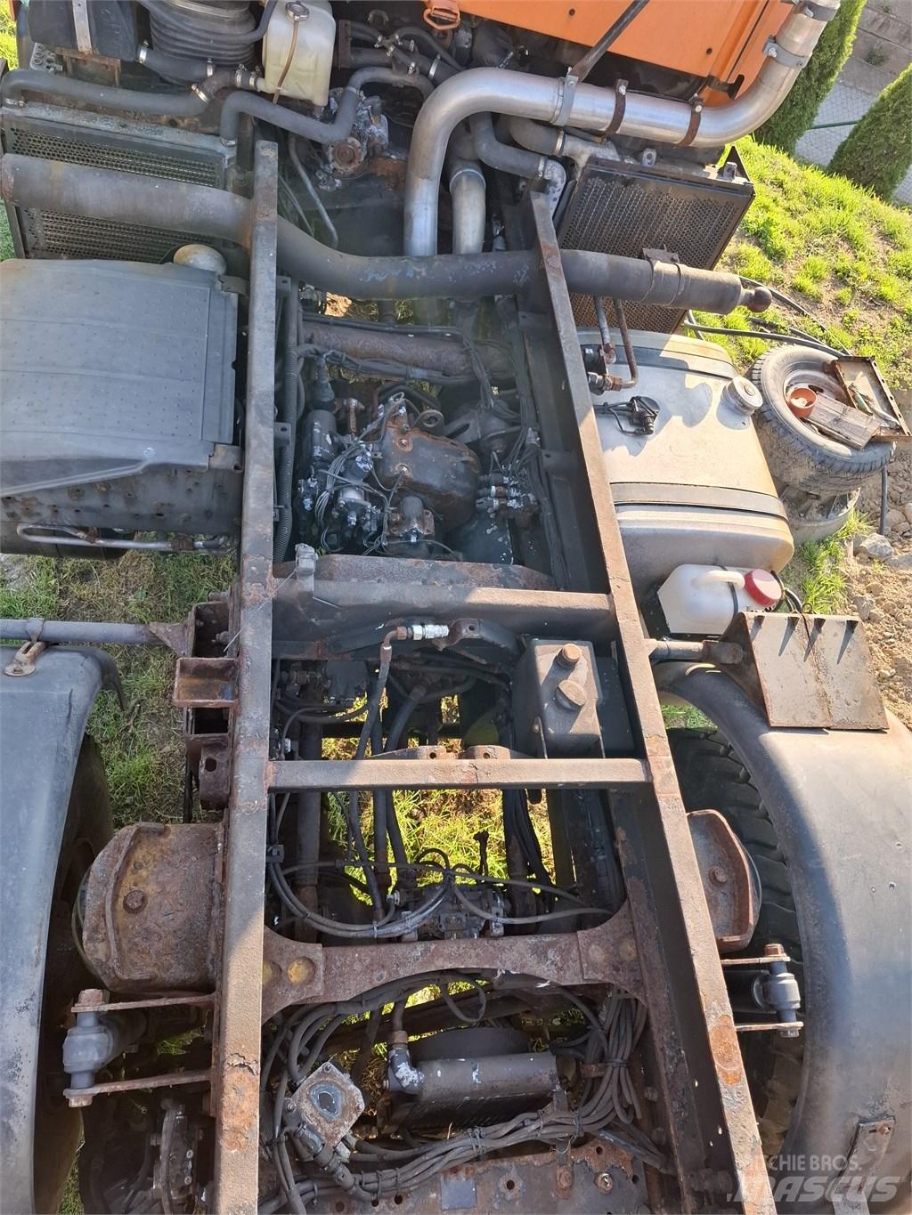 Unimog U500 Redskapsbärare