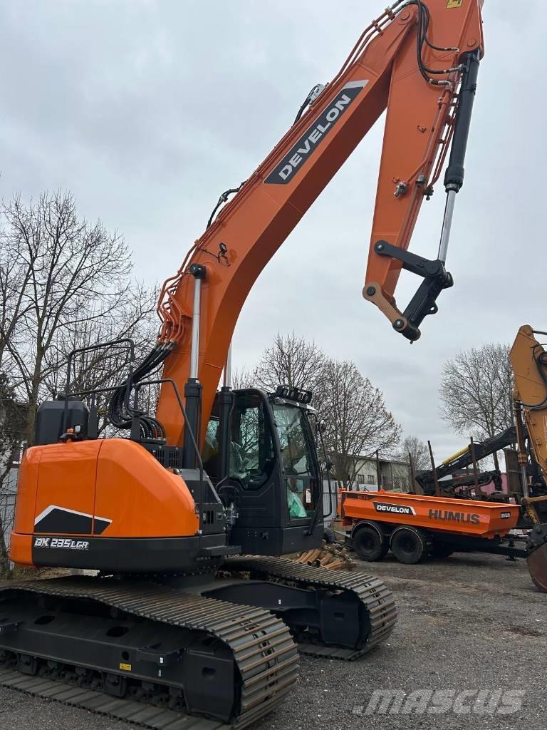 Develon DX 235 LCR-7 Bandgrävare