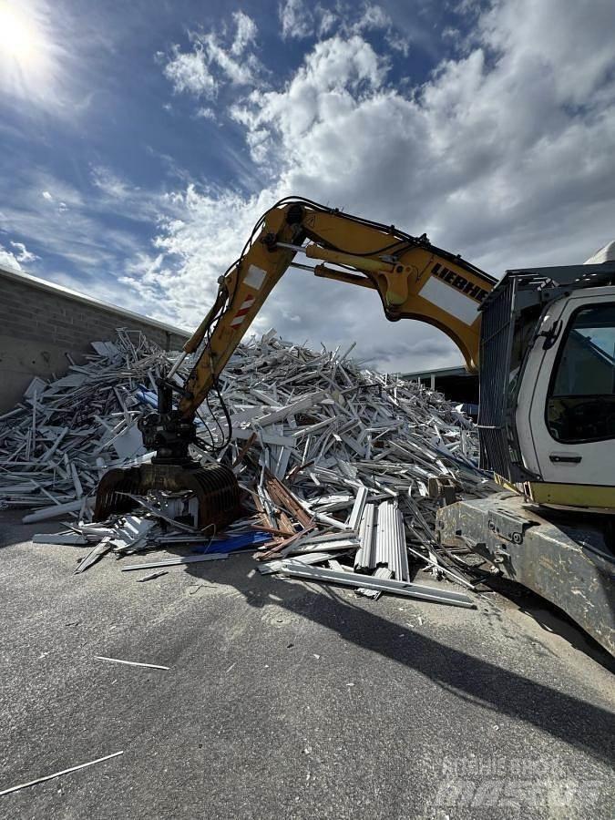 Liebherr A316 Li Specialgrävmaskiner