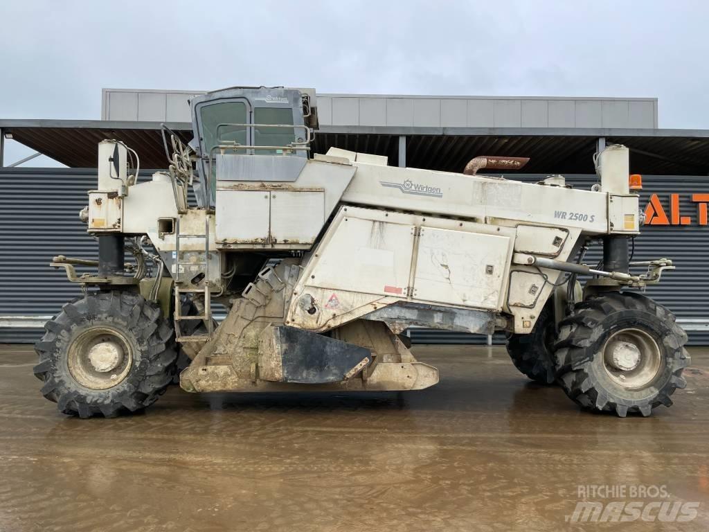 Wirtgen WR 2500S Återvinningsmaskiner för asfalt