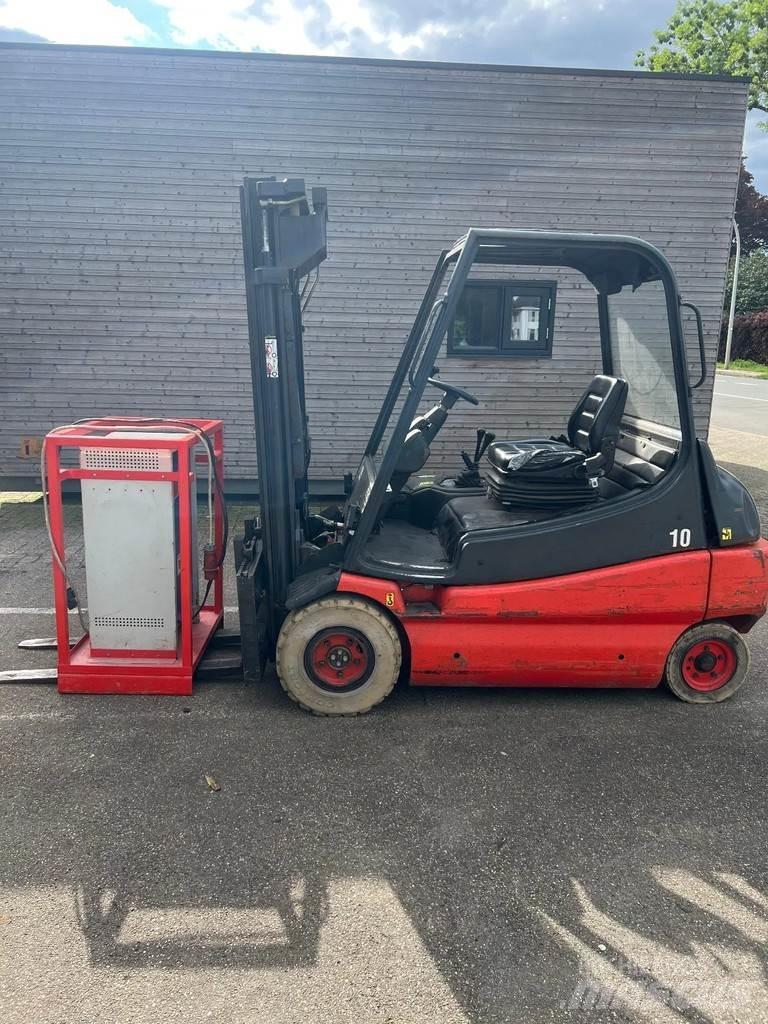 Linde E30-01 Elmotviktstruckar