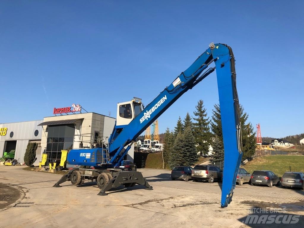 Sennebogen 830 Avfalls / industri hantering