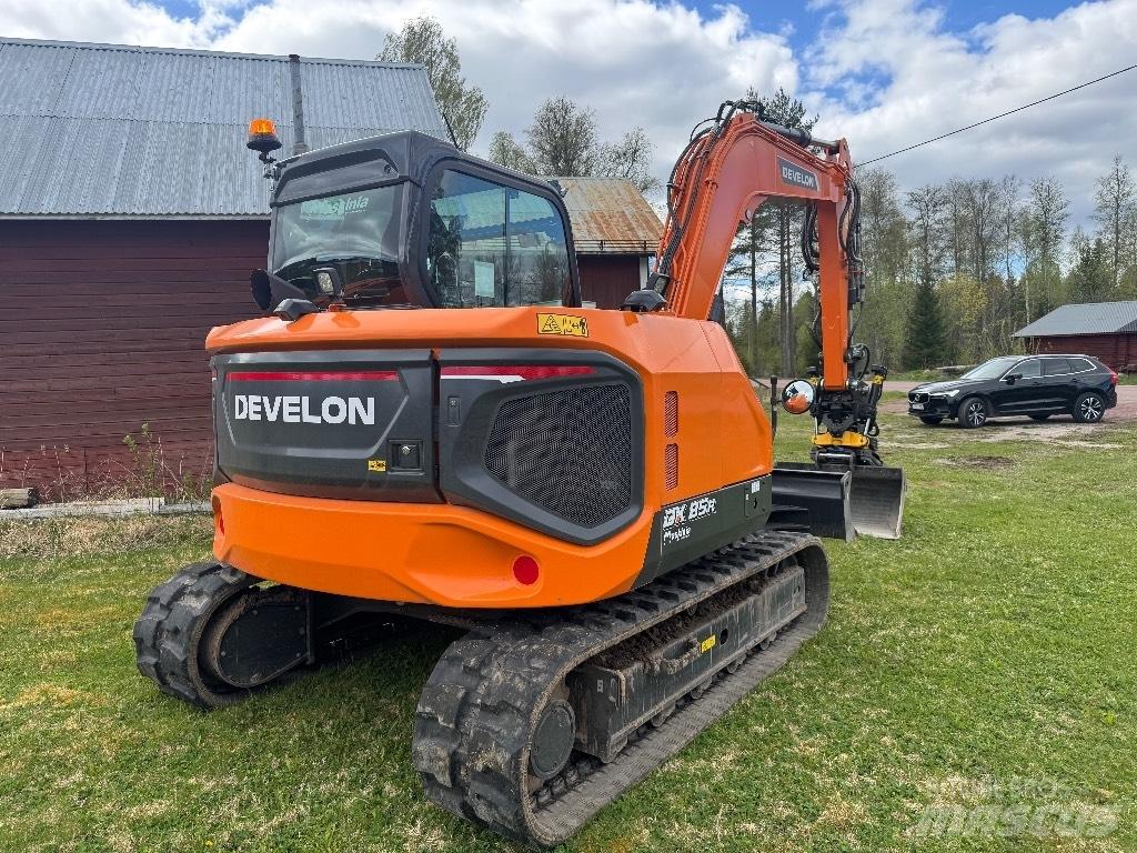 Develon DX 85 R-7 Midigrävmaskiner 7t - 12t
