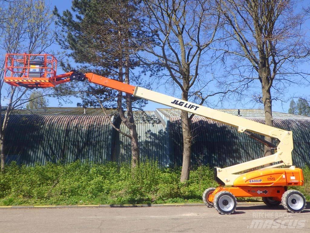 JLG E600JP Teleskop bomliftar