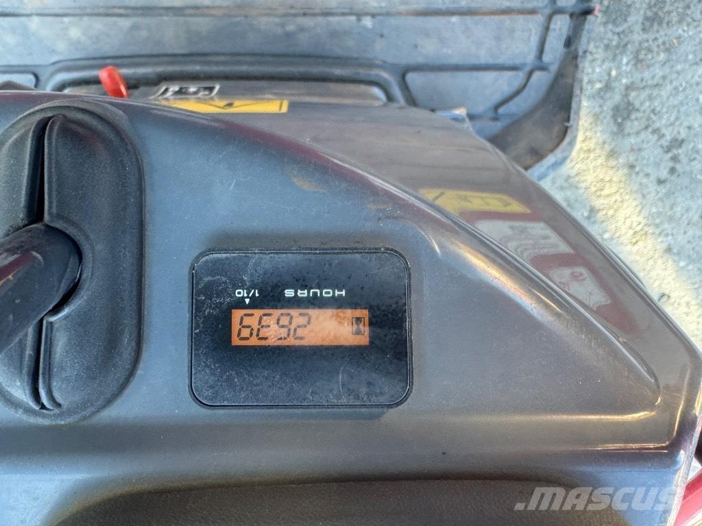 Yanmar SV08 (1E826) Minigrävare < 7t