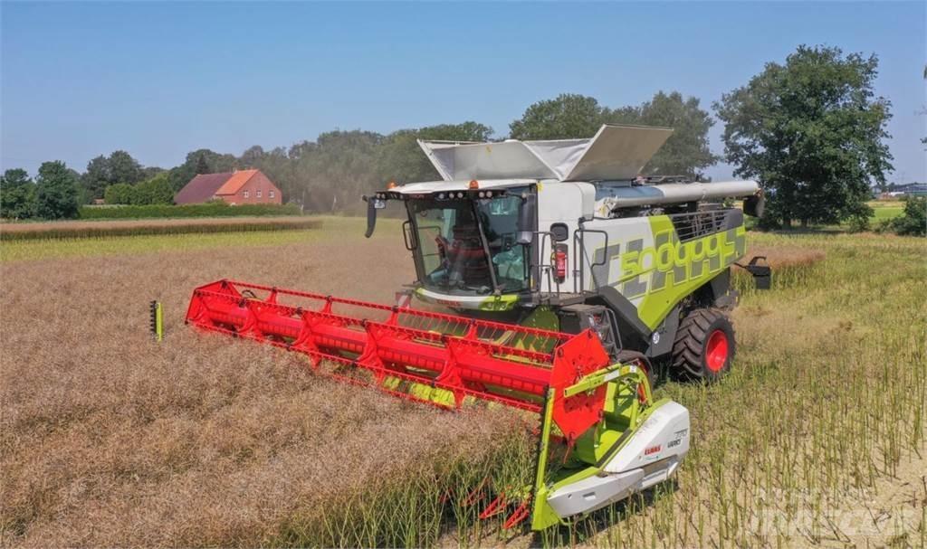 CLAAS Trion 730 TT Skördetröskor
