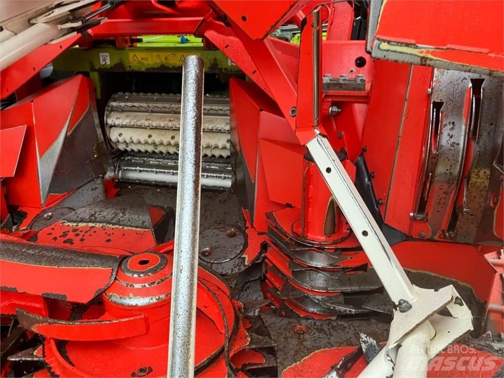 CLAAS JAGUAR 950 Fälthackar