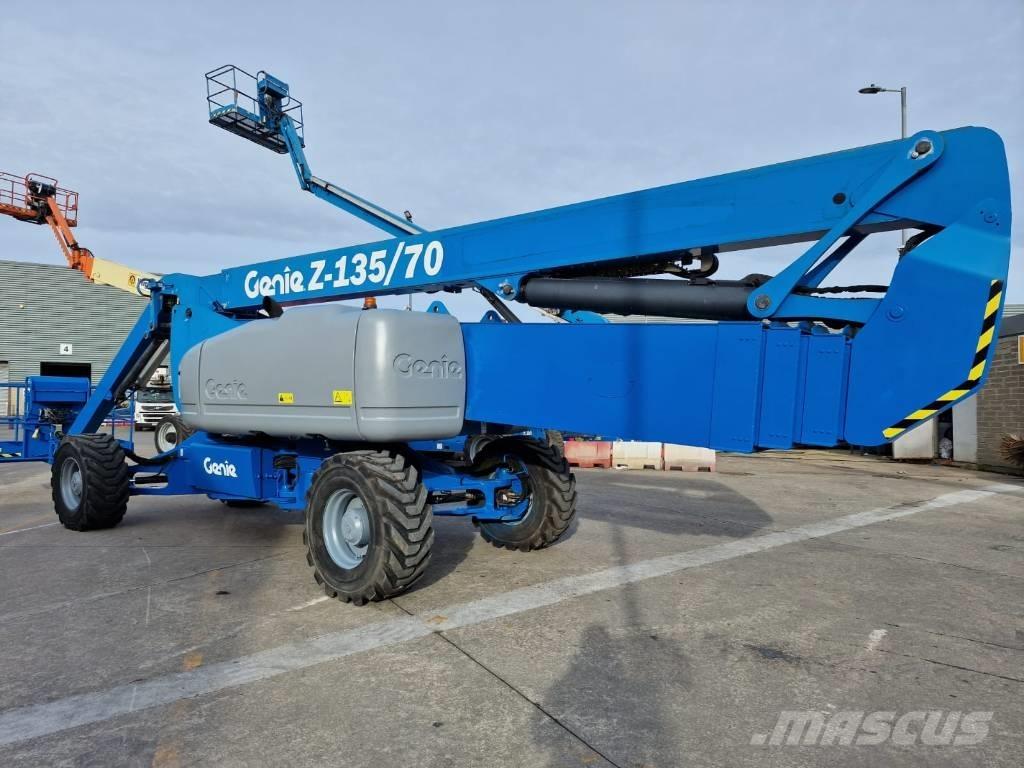 Genie Z 135/70 Bomliftar